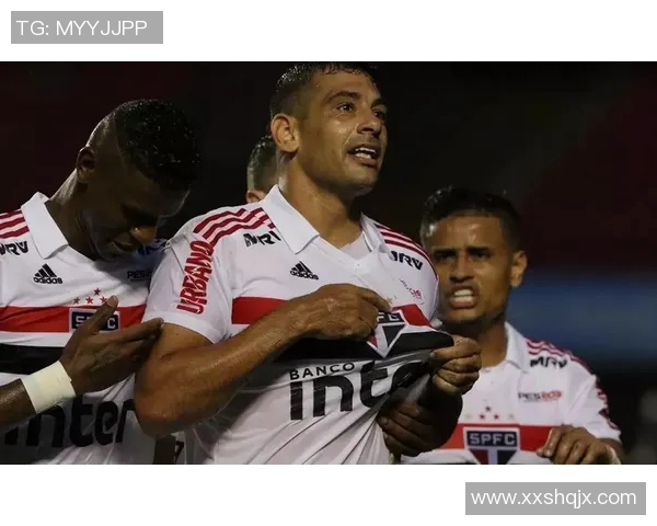 累体育与弗拉门戈激战正酣精彩瞬间回顾与赛后分析 累体育与弗拉门戈激战正酣精彩瞬间回顾与赛后分析